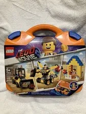 LEGO Movie 2: Emmet's Builder Box! (70832) - Sealed Lego lot 