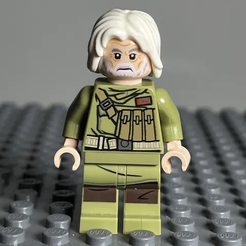 LEGO STAR WARS Admiral Ematt minifigure (sw0891) from 75202 Defense of Crait 2A