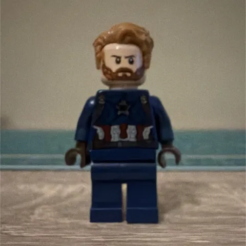 LEGO Captain America Minifigure - Dark Blue Suit, Blonde Hair & Beard