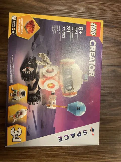 LEGO Creator Space Robot 31164 New Old Stock (NOS) Factory Sealed