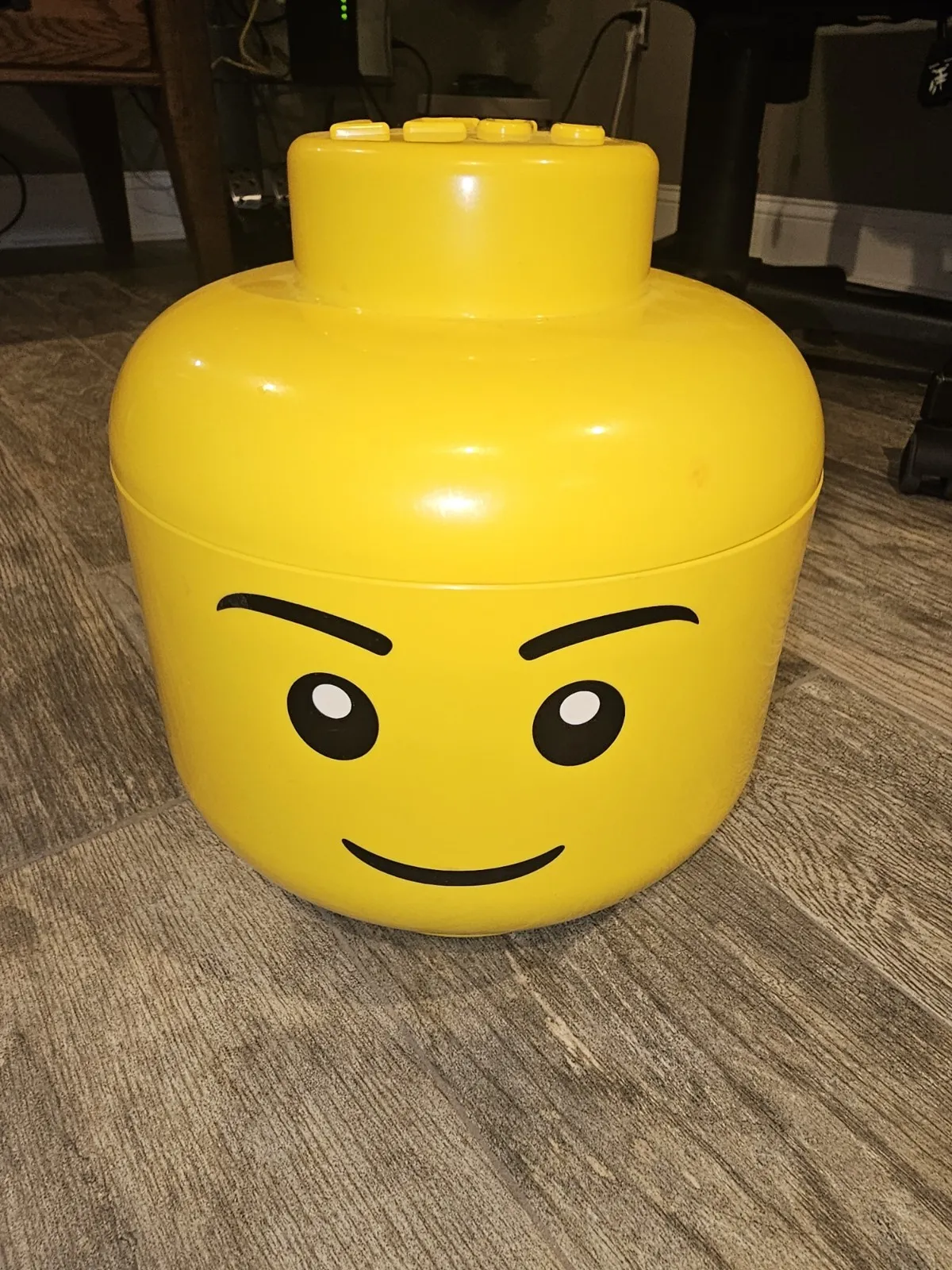 LEGO Yellow Stackable Plastic Storage Head Container with 1 Compartment