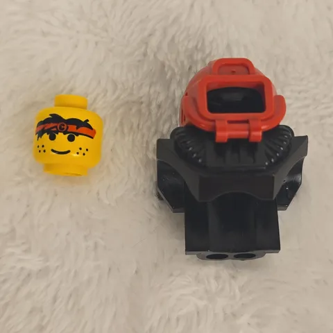 LEGO 1990s Aquazone Aquashark Underwater Helmets Red Visors Lot Part 6089 6090
