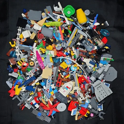 Lot of 5 LBS - LEGO Bulk Random Mixed Lot Of Parts And Pieces Bricks MOC Builder