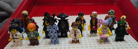 Minifigures The LEGO Ninjago Movie 71019 Complete set of 20  100% Complete