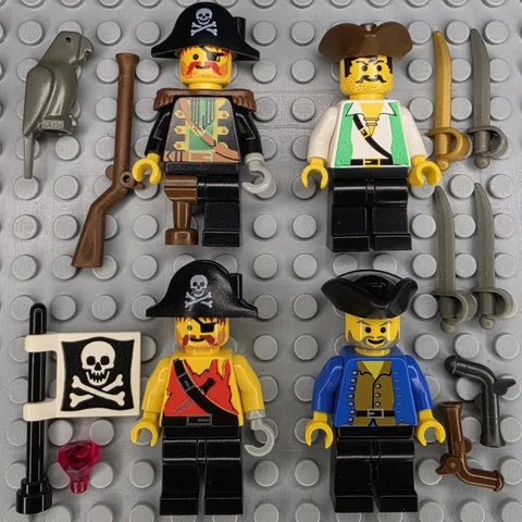 Lego Pirates Minifigures Lot PI055 PI035 PI078 PI048