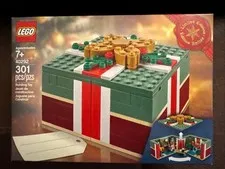 Lego 40292 Limited Edition Christmas Buildable Holiday Present. New. Sealed 2018