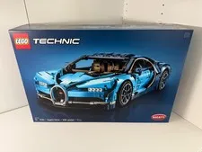 LEGO TECHNIC: Bugatti Chiron (42083)