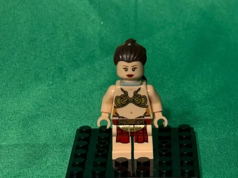 LEGO Star Wars Jabba's Sail Barge - Princess Leia (Slave) Minifigure (sw0485)