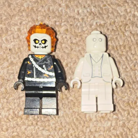 LEGO Minifigures lot of 2: Ghost Rider style flame skull & white suit figure