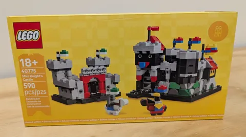 New LEGO 40775 Mini Knight’s Castle Exclusive - New In Box Sealed