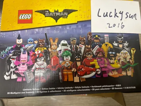 LEGO The Batman Movie 71017 Complete Sealed Display Box of 60 Minifigures New