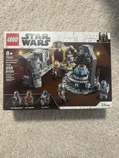 LEGO Star Wars: The Armorer's Mandalorian Forge (75319)