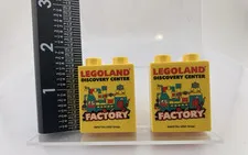 LEGO Duplo, Brick 1 x 2 x 2 w LEGOLAND Discovery Center Factory 2015 Pattern Lot