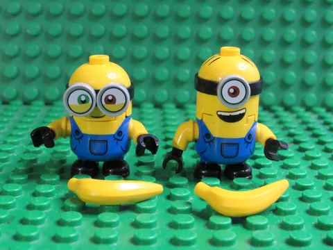 Lot 2 Lego minifigures Minion Bob Stuart blue overalls (mnn006) 75549 SB42