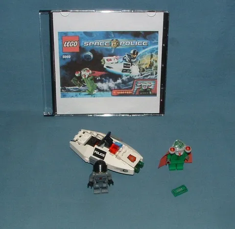 LEGO SPACE: SPACE POLICE SQUIDMAN ESCAPE 5969 LEGO SYSTEMS SET- EXC. USED - 2010