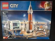 LEGO City: Deep Space Rocket and Launch Control (60228)