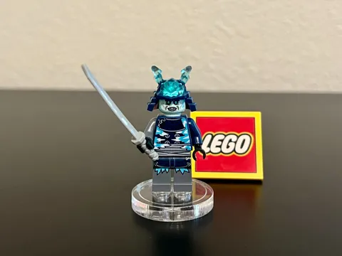 LEGO Ninjago Grimfax (njo1051) w/sword Rare Great Condition!!!