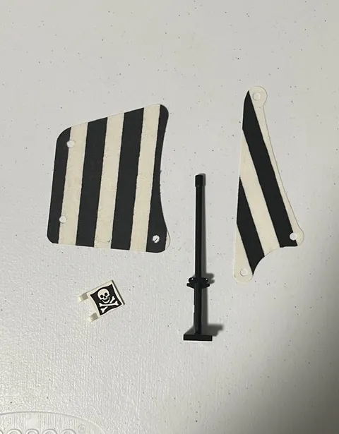 LEGO 6278 Parts Lot Cloth 2x Sail 9 x 11, 3 Holes White Black Mast And Flag
