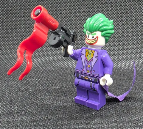 LEGO The Joker Minifigure Green Hair Purple Suit w/ Toy Gun And  Red Flag