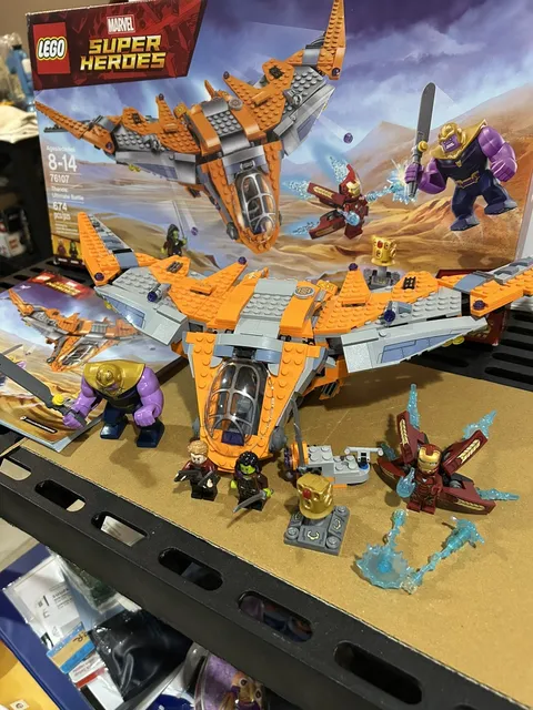 LEGO Marvel Super Heroes 76107 Thanos: Ultimate Battle 674pcs Rare Retired