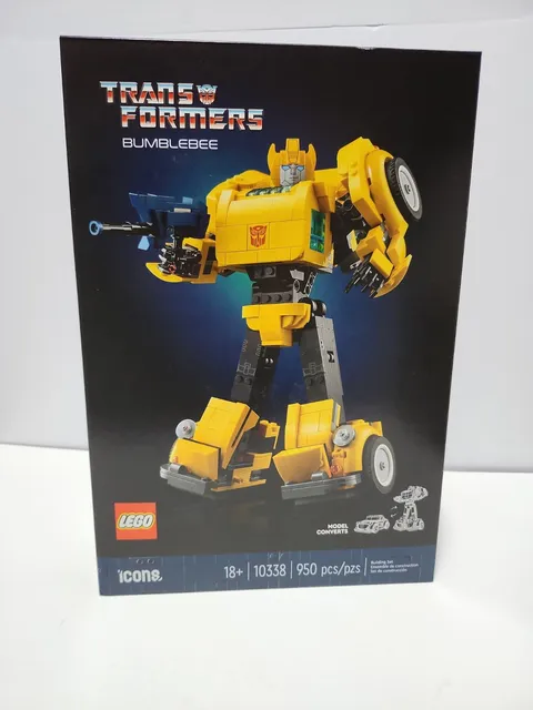 LEGO Icons Transformers Bumblebee Collectible Building Set 10338 FREE SHIPPING