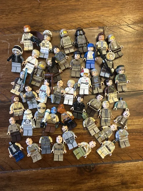 Lego Star Wars Lot Of 41 Rebel, Resistance, And Jedi - VALUE OF $320 *WANT GONE*