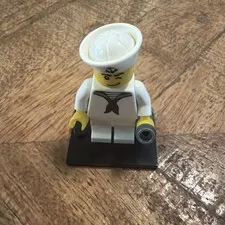 LEGO Sailor collectible minifigure Series 4 (2011)