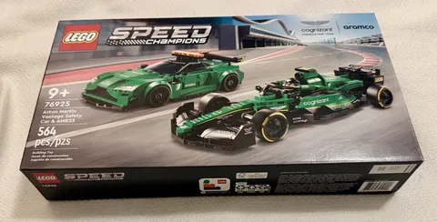 Lego Speed Champions Aston Martin Vantage Safety Car & AMR23 76925 NEW SEALEDBOX