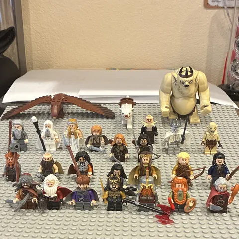 LEGO Hobbit / Lord of the Rings Minifigure Lot