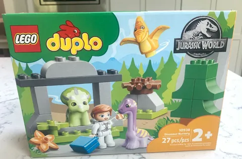 LEGO 10938 Dinosaur Nursery, NISB, Excellent Box!