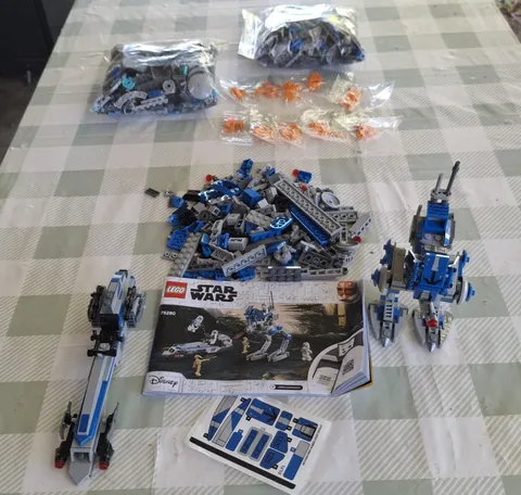 12x LEGO Star Wars Clone Wars Sets 75280 501st & 75359 332nd Clone Troopers