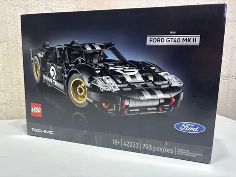 LEGO Technic 42223 Ford GT40 MKII NEW Fast Shipping Ford Racing Car Model