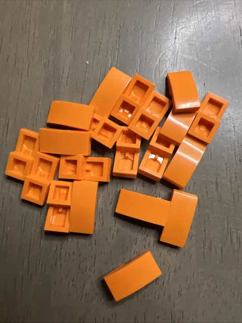 LEGO 11477 Orange Slope, Curved 2 x 1 x 2/3 - 20 Pieces