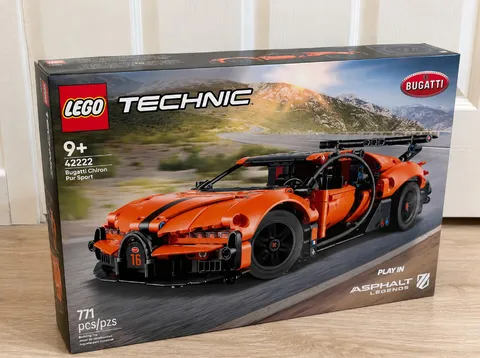 LEGO® Technic Bugatti Chiron Pur Sport Hypercar 42222