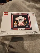 Lego Set 43033 2026 U.S. Soccer National Team Jersey Set