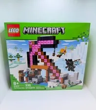 NEW SEALED Lego Minecraft The Pickaxe Mine 21277