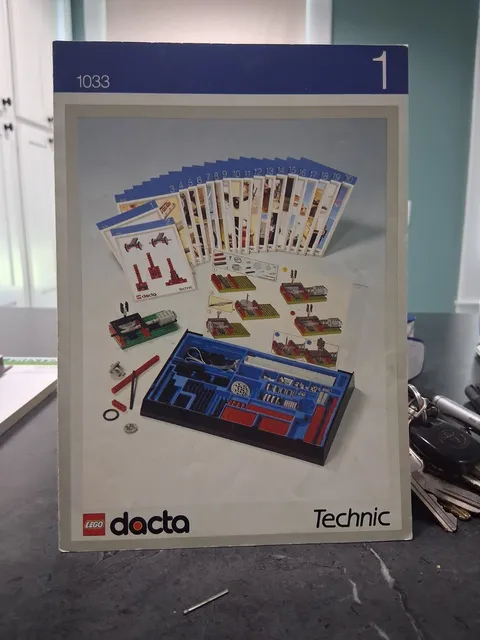 1985 LEGO dacta Technic 1033 INSTRUCTION BOOK #1