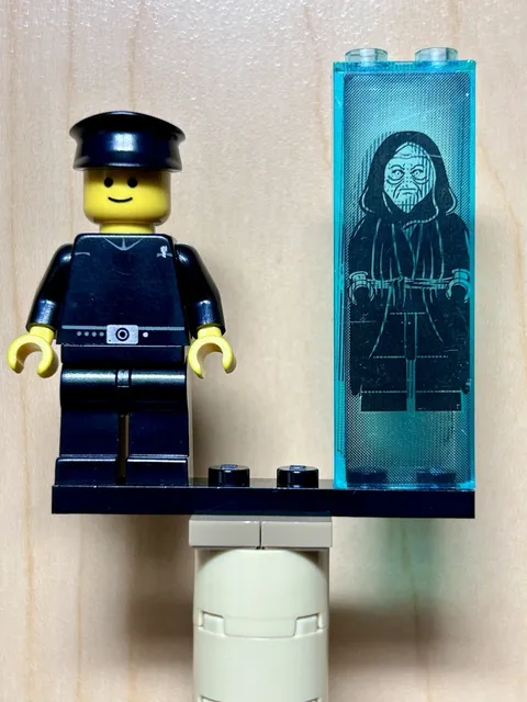 LEGO Star Wars Shuttle Pilot Minifigure w/ Hologram Emperor Palpatine