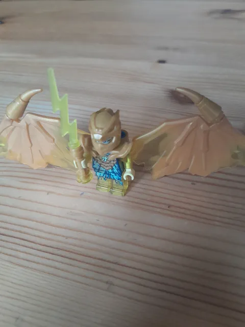 LEGO Golden Dragon Jay minifigure set njo0755