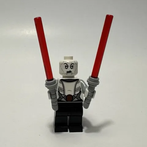 LEGO Star Wars Asajj Ventress Minifigure sw0615 Complete