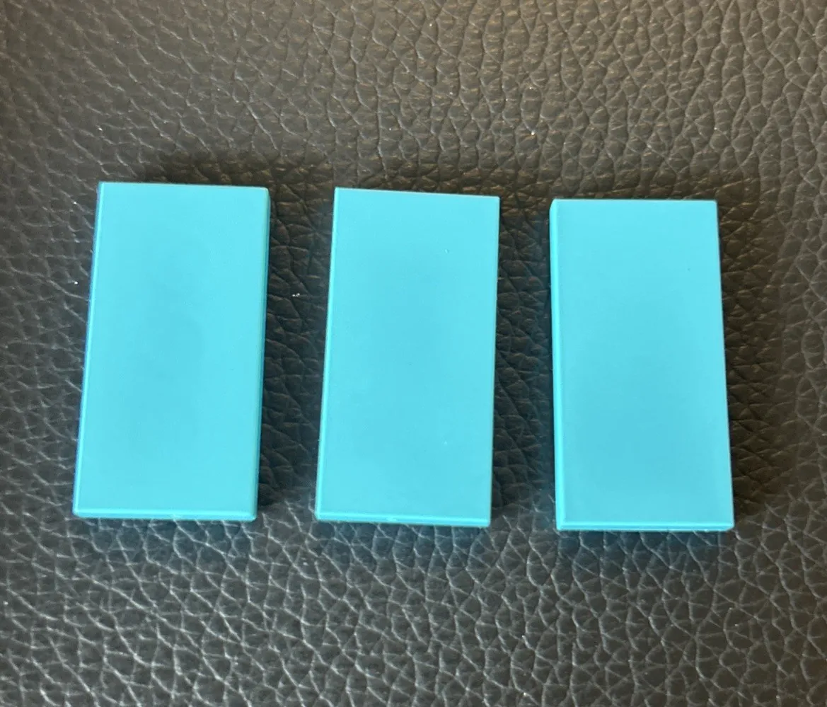Lego 2x4 Tile Medium Azure Flat Finishing Smooth Plate Part 87079 Lot of 3