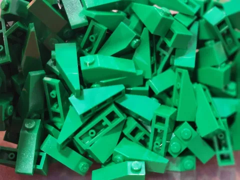 Lego 4286 Green Qty 208 NEW Slope 33 3 x 1