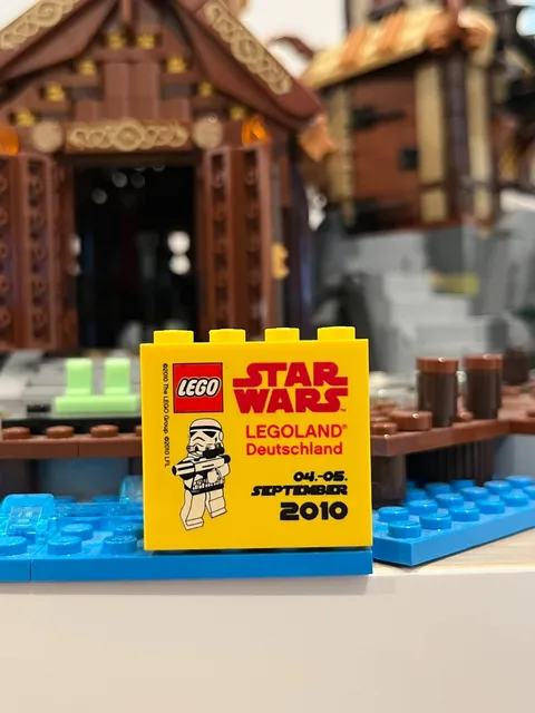 LEGO Star Wars 2010 LEGOLAND Deutschland Welcome Brick - Mint Condition