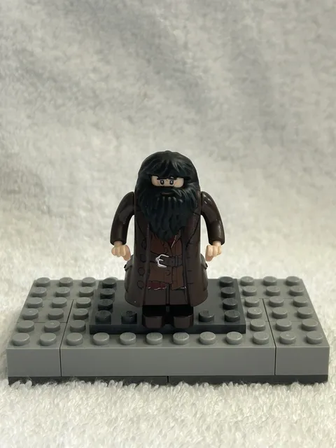 LEGO Harry Potter Rubeus Hagrid (dark brown overcoat) Minifigure 