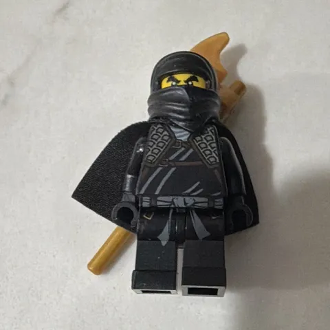 LEGO Ninjago Cole ZX minifigure from the "Rise of the Snakes" theme