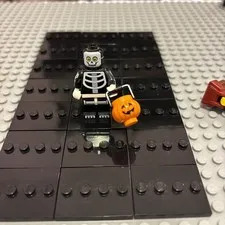 Lego Minifigure Skeleton Guy Series 14 Collectible Figure Toy