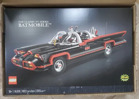 Lego 76328 Classic TV Series Batmobile Sealed in Mint Box in Original Shipper