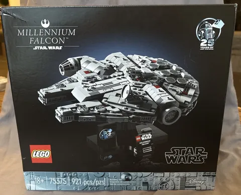 NEW Star Wars Millennium Falcon LEGO 75375 Starship Collection 921pc w Stand 18+