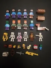 LEGO LOT OF 15+ MINECRAFT MINIFIGURES And Accessories/bricks