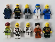 Lego Minifigures Ninjago Chev Racer Marvel Avenger Poe Dameron lot